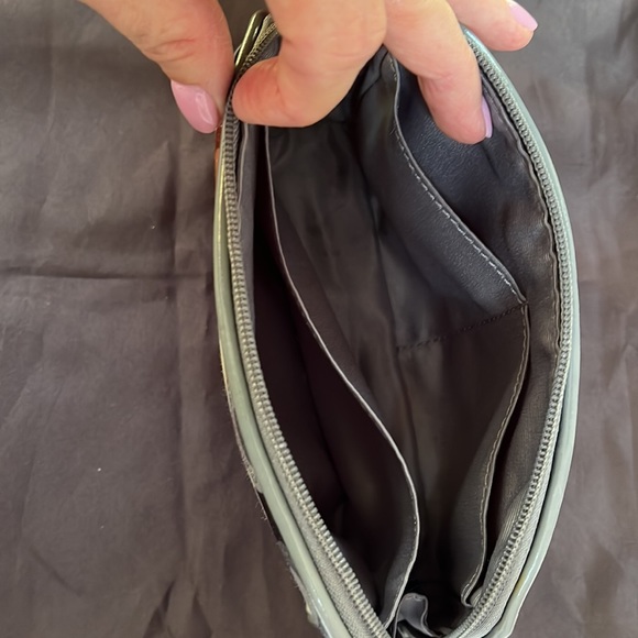 Coach cosmetic bag - Picture 5 of 12